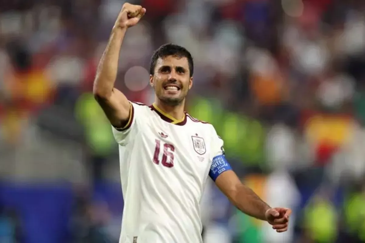Potensi Keuntungan Barcelona Jika Sukses Rekrut Rodri Musim Panas Ini