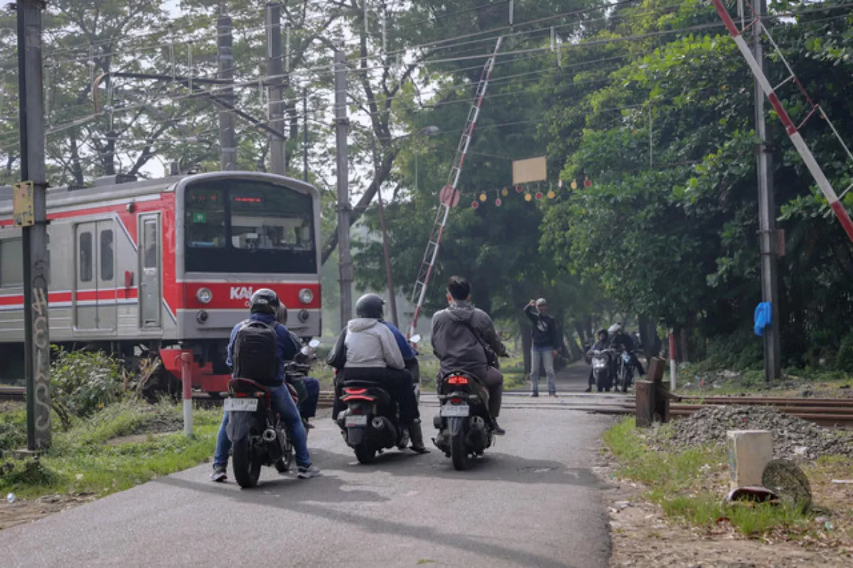 Menakar Efektivitas Jalur DDT vs Sterilisasi Pelintasan Sebidang