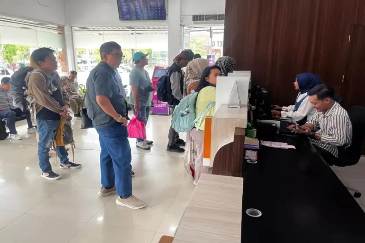 KAI Refund 100 Persen Tiket KA Jarak Jauh Pasca Insiden Bekasi Timur