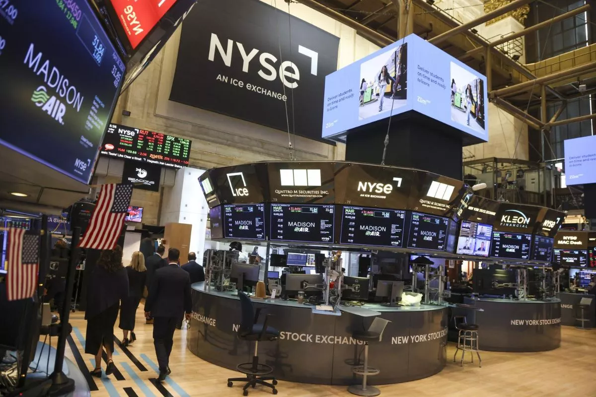 Saham Teknologi Melonjak, Wall Street Berhasil Ditutup Menguat