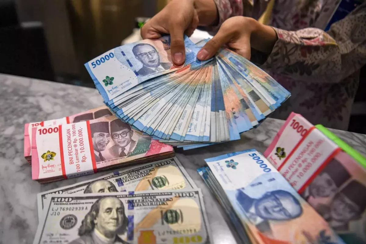 Nilai Tukar Rupiah Melemah ke Rp 17.859 per Dolar AS 23 Juni 2026