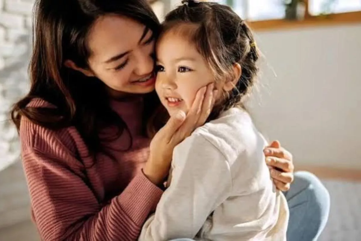 Perkuat Hubungan Orang Tua dan Anak Lewat Aturan Asuh 5:1
