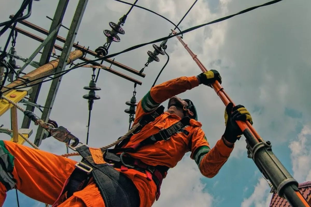 Antisipasi Padam Bergilir: PLN Tambah Batubara, Distribusi Disorot