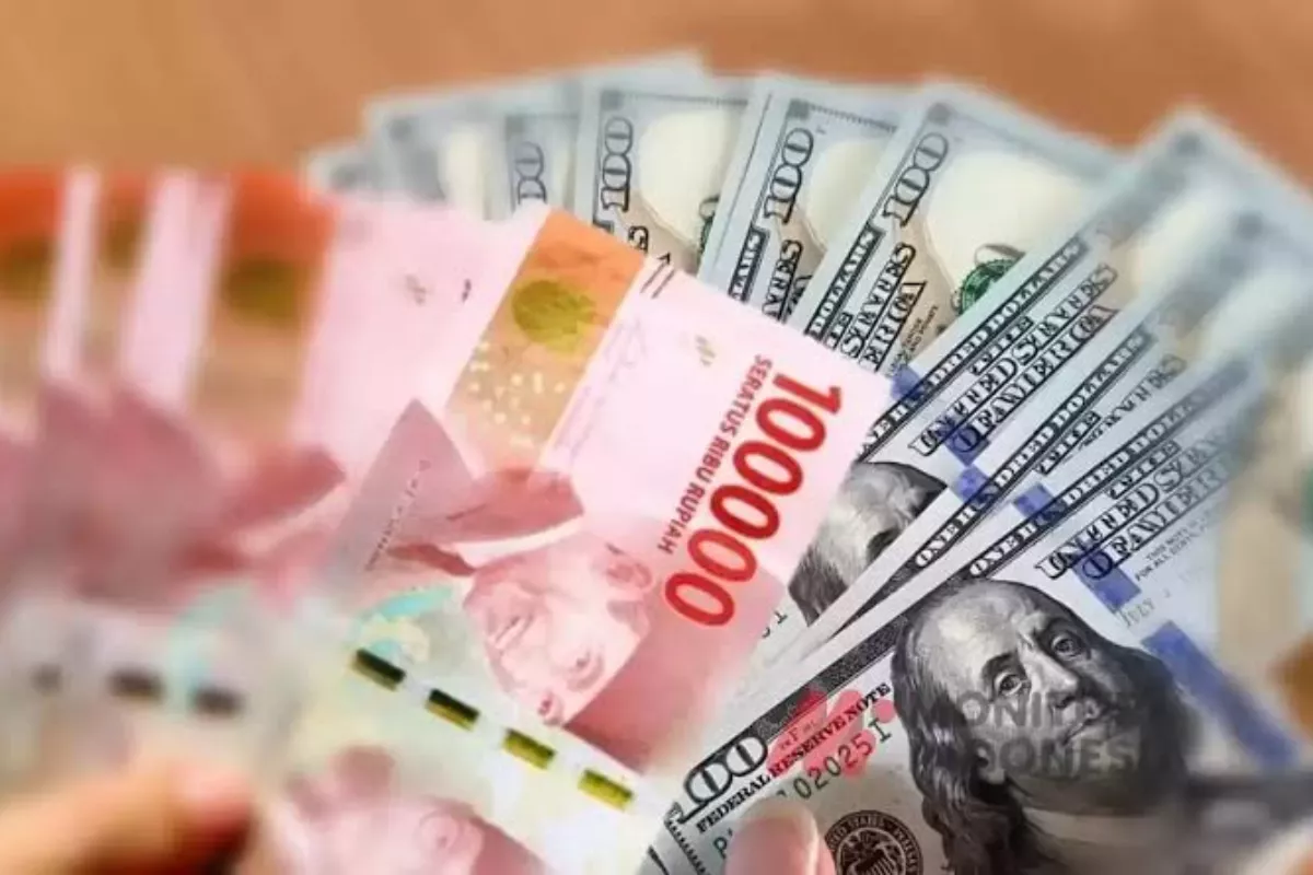 Rupiah Kembali Melemah ke 17.930 Menjelang Keputusan Pengumuman BI Rate