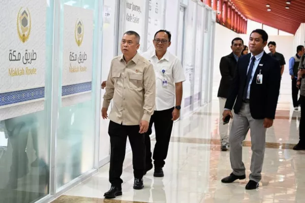 Menhub Pastikan Terminal 2F Soetta Jadi Hub Utama Haji 2026