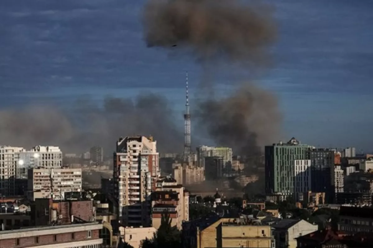 Korban Tewas Serangan Rudal Rusia ke Ukraina Meningkat Jadi 27 Orang