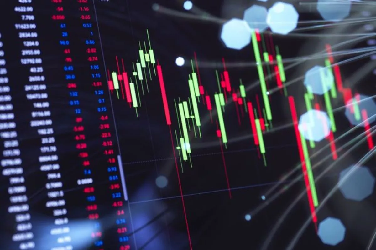 IHSG Melemah 1,28 Persen, Simak Daftar 10 Saham yang Dilepas Asing