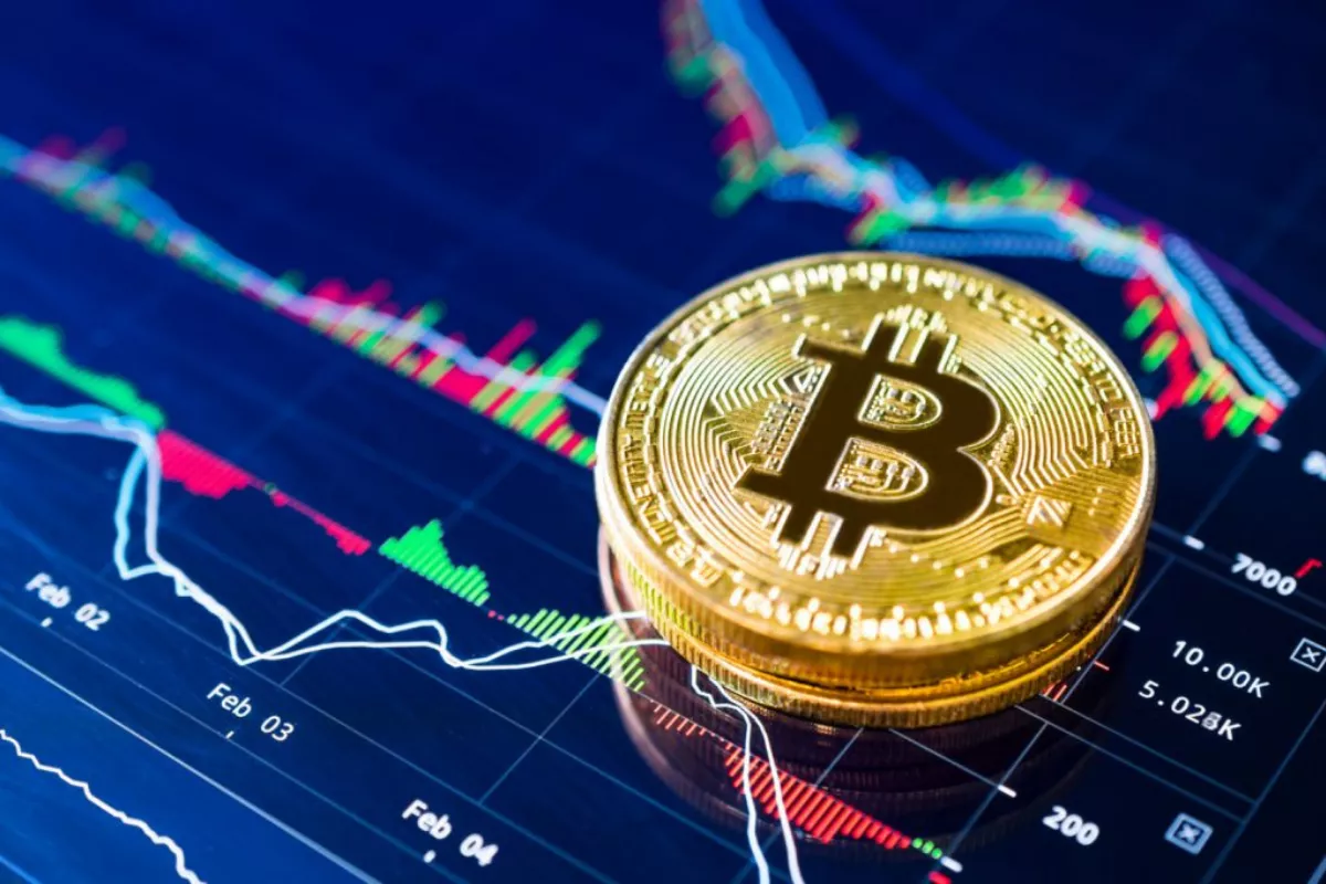Prediksi Pergerakan Harga Bitcoin, Ethereum, dan XRP Saat Konsolidasi