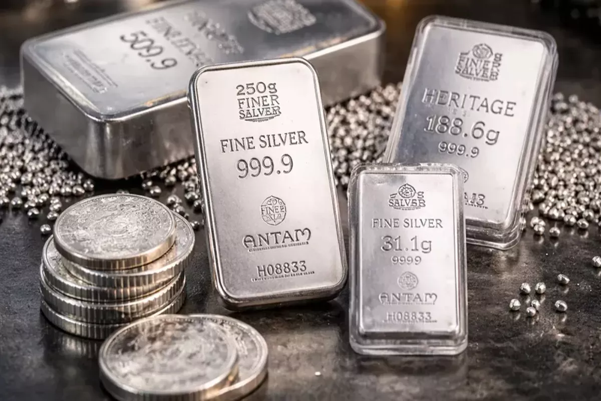 Harga Perak Antam Batangan Hari Ini Dipatok Stabil Rp48.150 per Gram