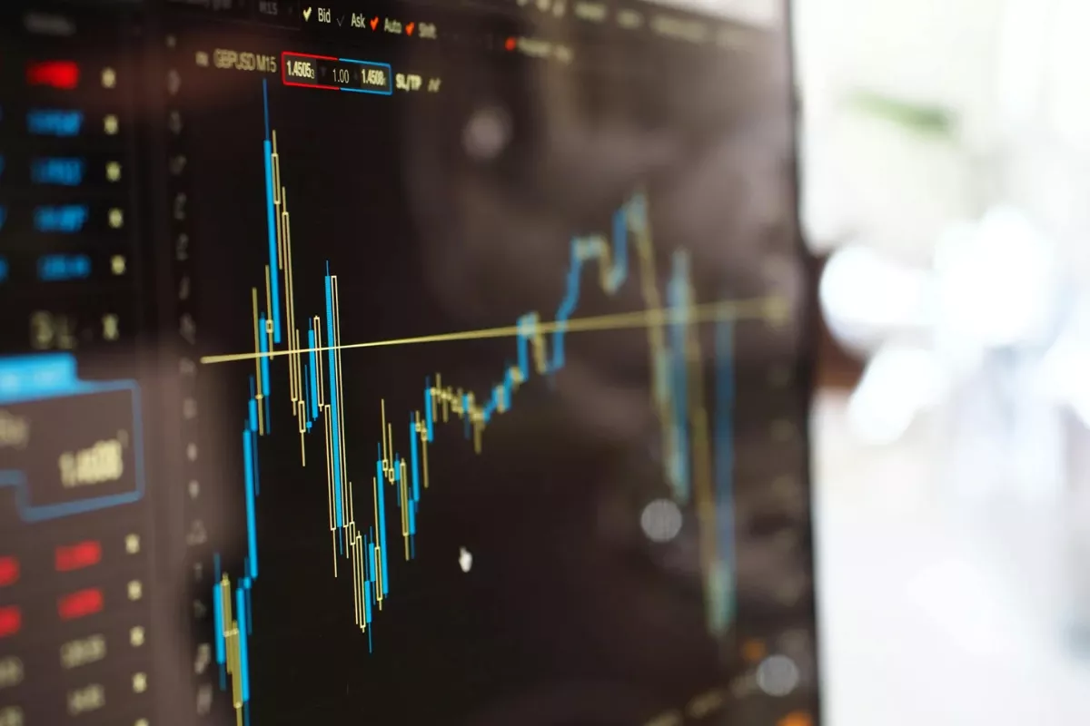 Saham BUMI Berpotensi Menguat Menuju Level Resistance Jumat Ini 
