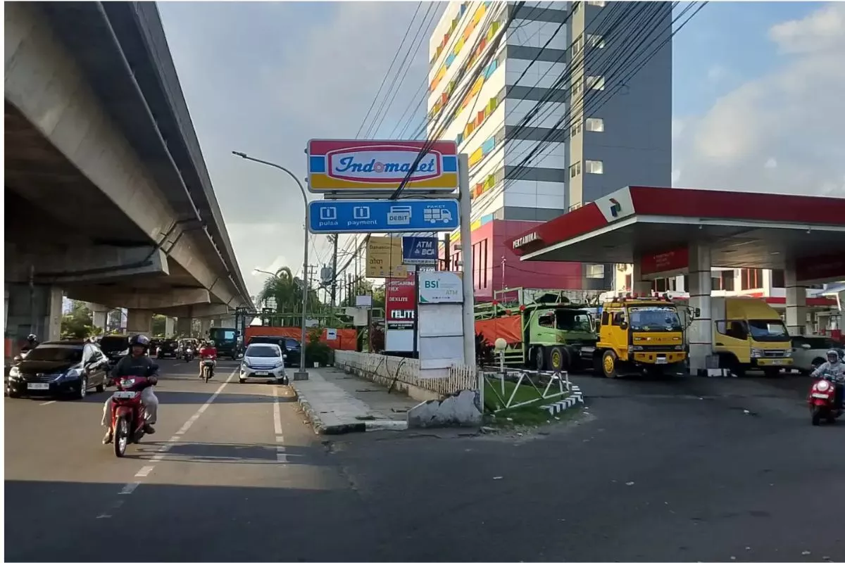 Antrean BBM Mengular di Makassar, Konsumen Dexlite Pindah Biosolar