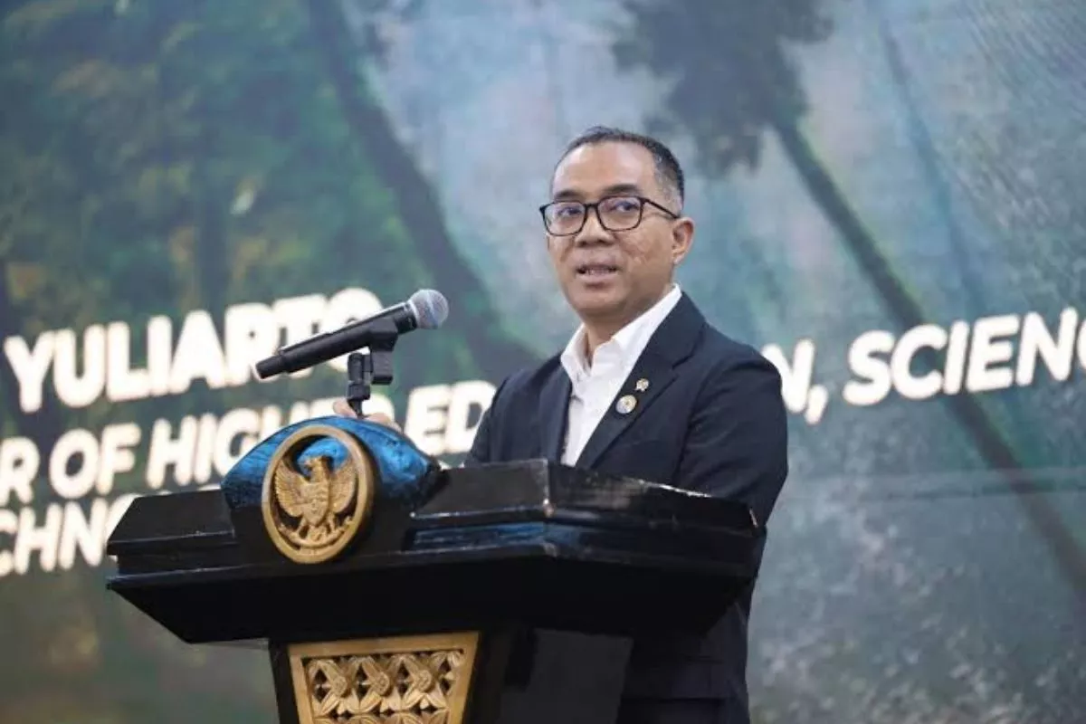 Kampus Bantu Layani Warga Pascagempa NTT Lewat Koordinasi Kemdiktisaintek