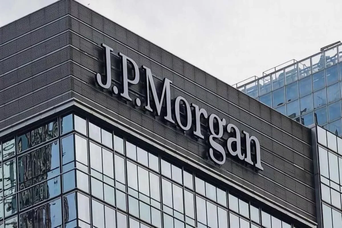 Presiden Donald Trump Batalkan Serangan Saham Bank AS Menguat