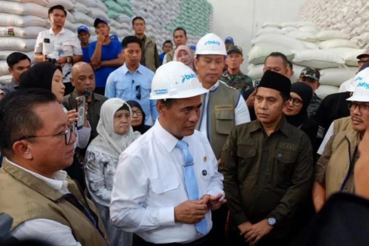 Mentan Amran: Stok Beras 5,3 Juta Ton Tertinggi dalam Sejarah RI