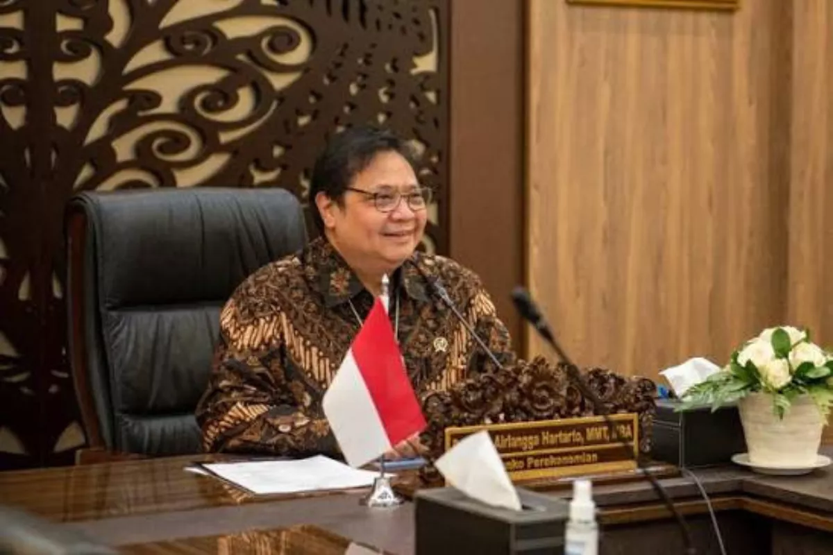 Airlangga: RI Prioritaskan Industri Berbasis Tenaga Surya