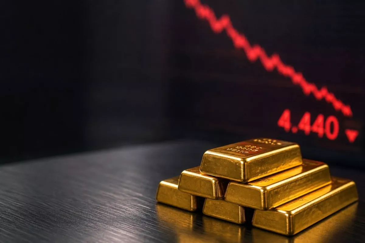 Daftar Harga Emas Pegadaian 4 Juni 2026 Antam Stabil UBS Galeri 24 Turun