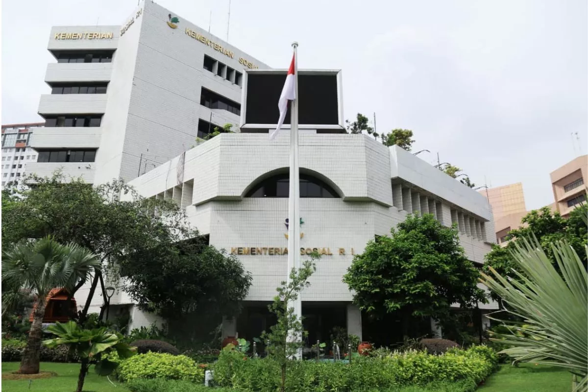 Kemensos Tebus Ijazah 21 Lulusan SMP dan SMK di Kota Bogor