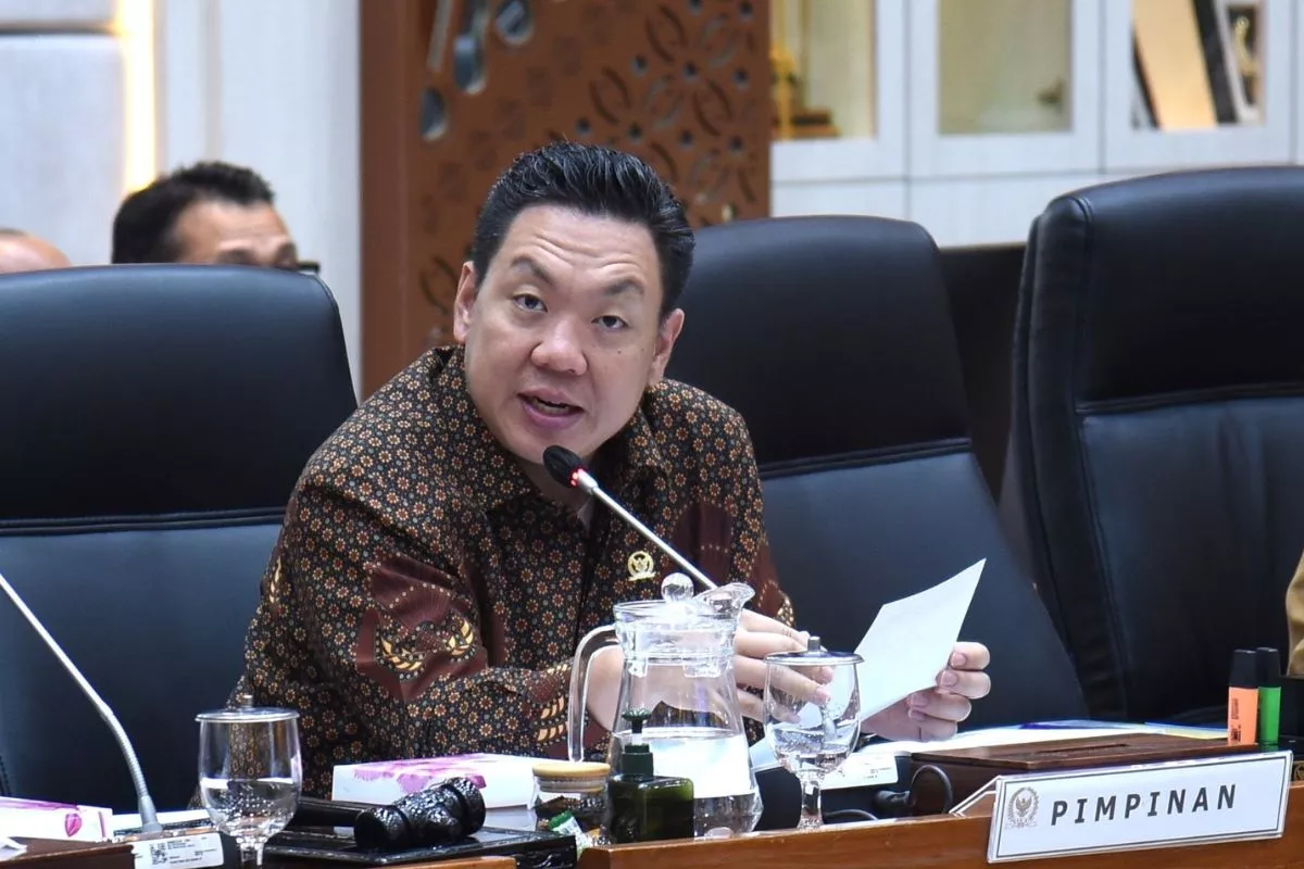 DPR Minta Pemerintah Evaluasi Program MBG Pakai Data dan Indikator Tepat