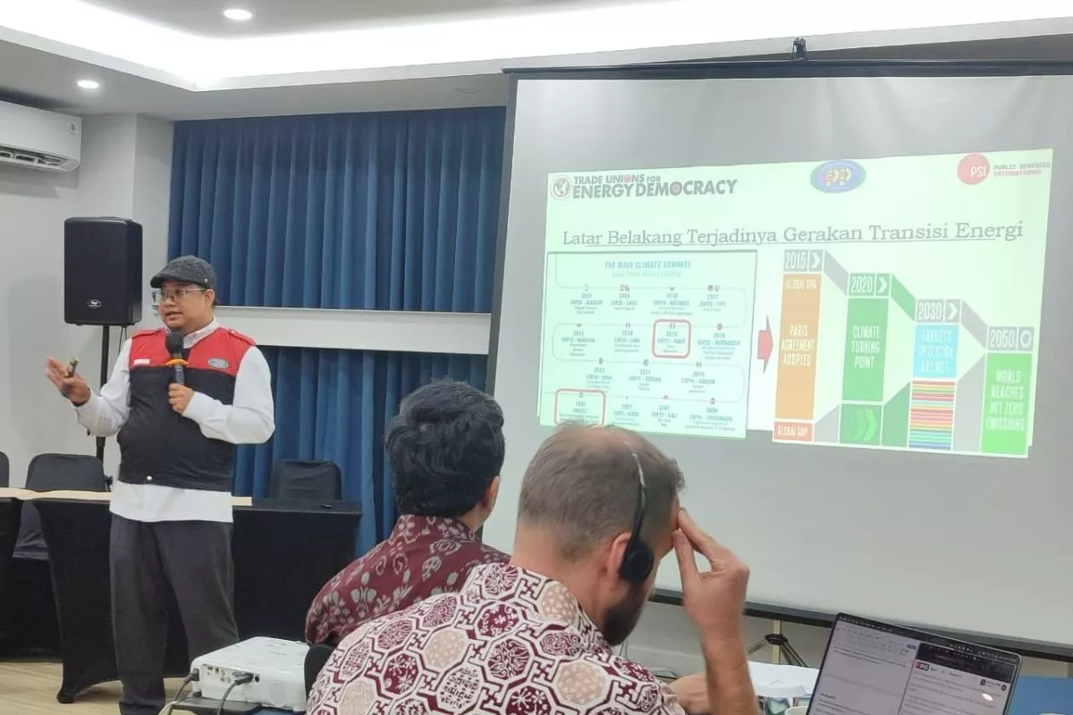 Andi Wijaya Tegaskan Transisi Energi Mesti Berbasis Jalur Publik