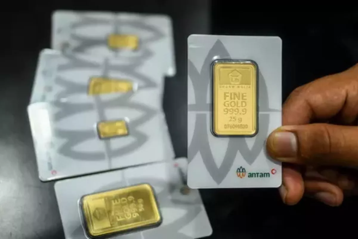 Harga Emas Pegadaian Siang Ini Naik, Antam Capai Rp2,728 Juta/Gram