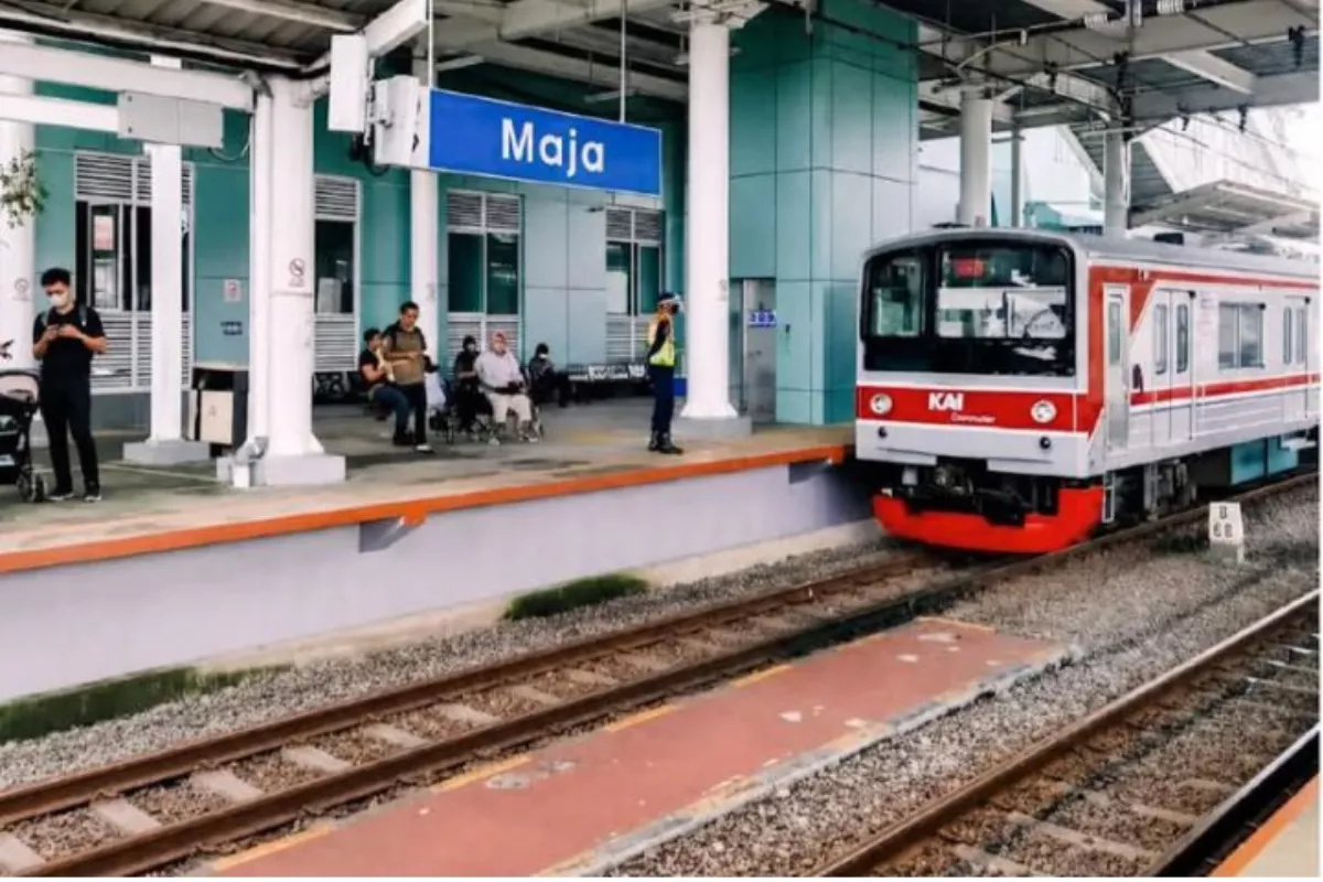 Elektrifikasi KRL Green Line Dipercepat, Target Rampung 2027