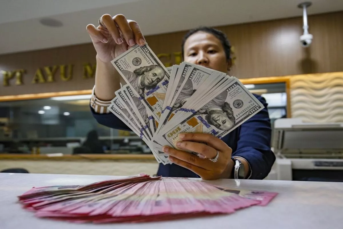 Rupiah Menguat, Ini Kurs Dolar AS di 4 Bank Besar Hari Ini