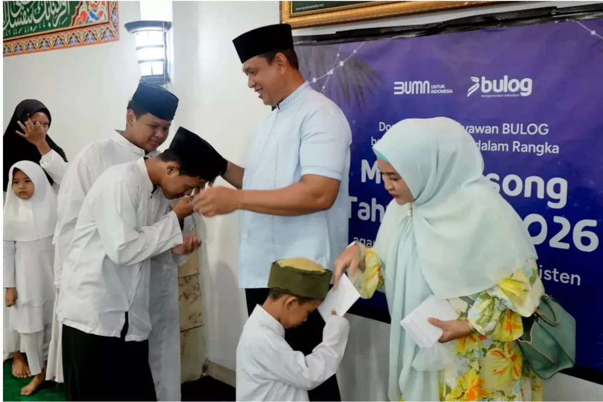 Dirut Bulog Bersama Anak Yatim Doakan Ketahanan Pangan di Jayapura