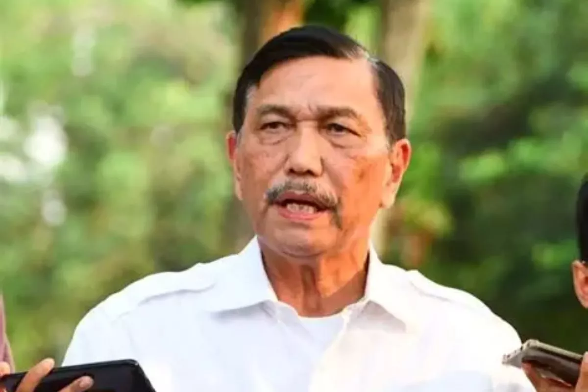 Luhut Targetkan Sistem Digital Perlindungan Sosial Rilis Akhir 2026