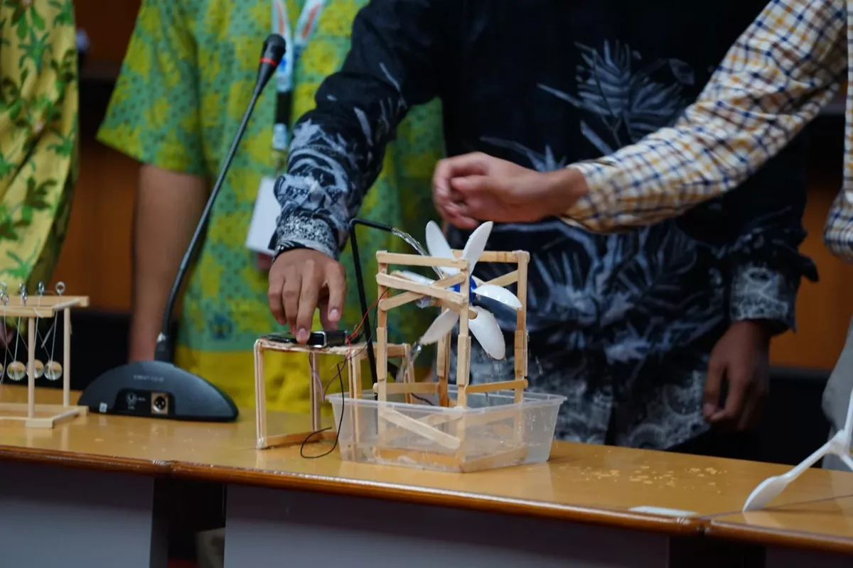 Peserta BTI 2026 Rancang Prototipe Listrik Ramah Lingkungan
