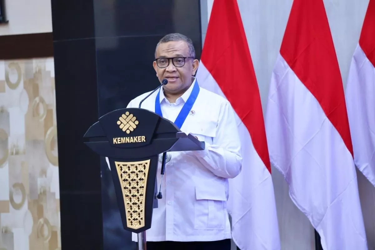 Wamenaker Afriansyah Noor Ajak Serikat Pekerja Sempurnakan Regulasi