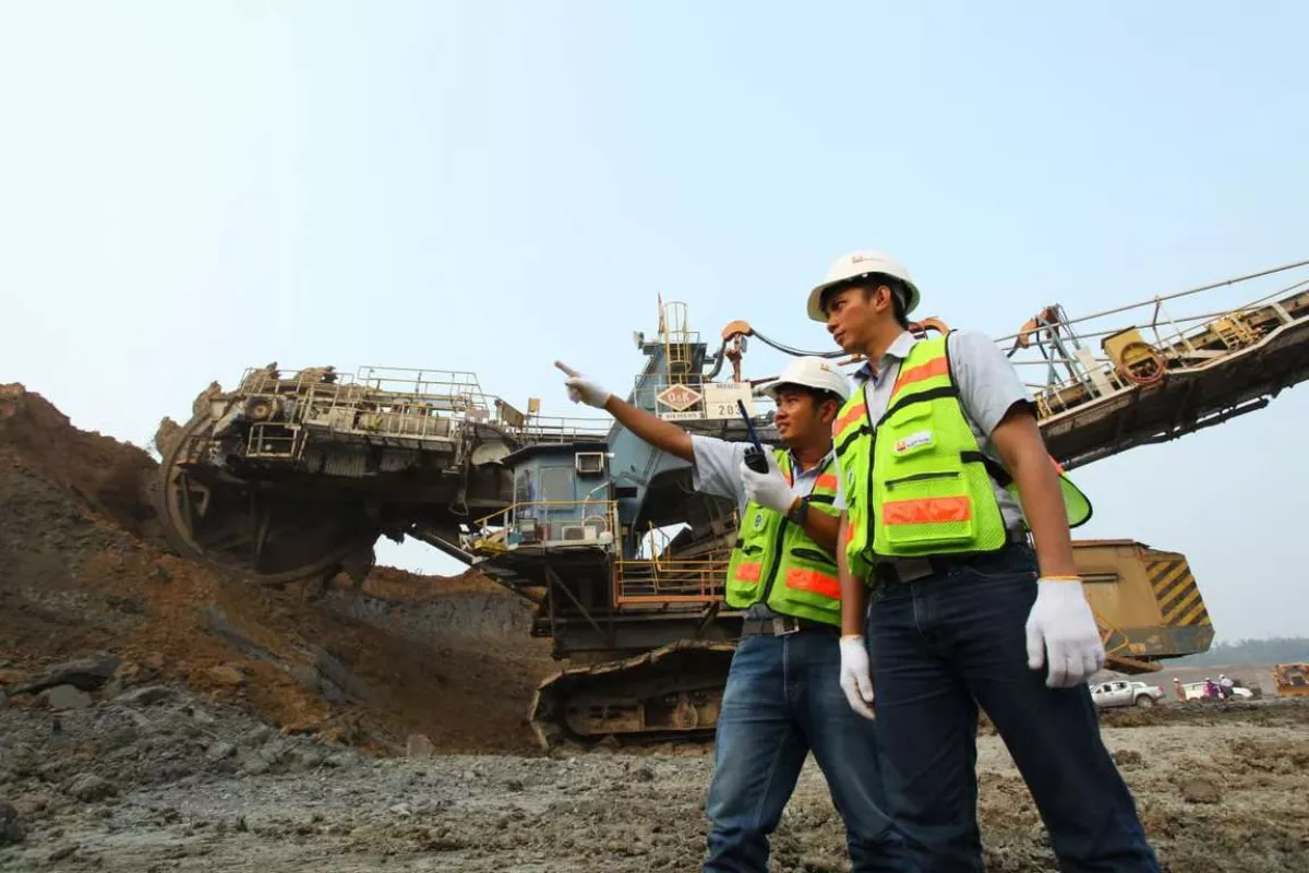 Strategi Dekarbonisasi MIND ID Tekan Emisi di Sektor Pertambangan