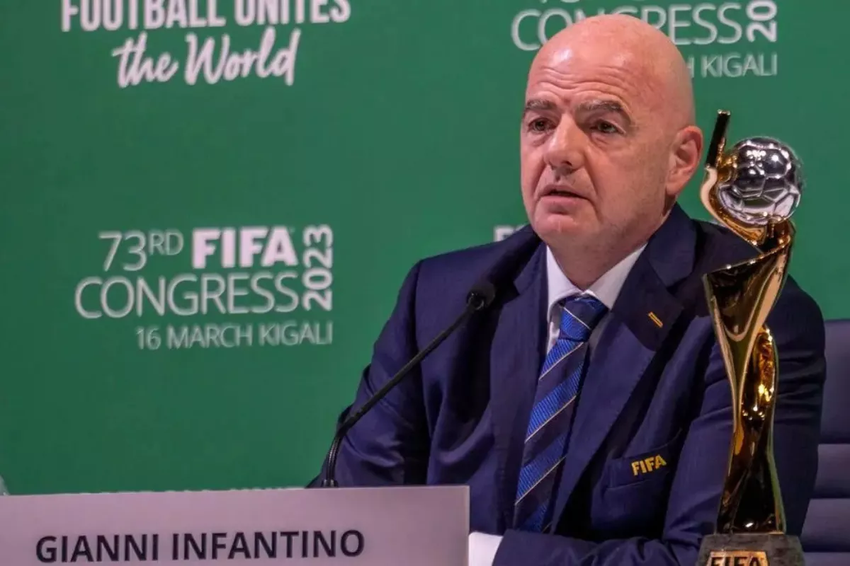 UEFA Gelar Rapat Darurat Bahas Kebijakan Gianni Infantino