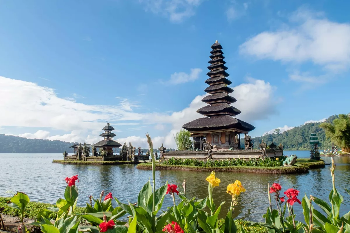 7 Kota Paling Ramah Pemula untuk Solo Traveling