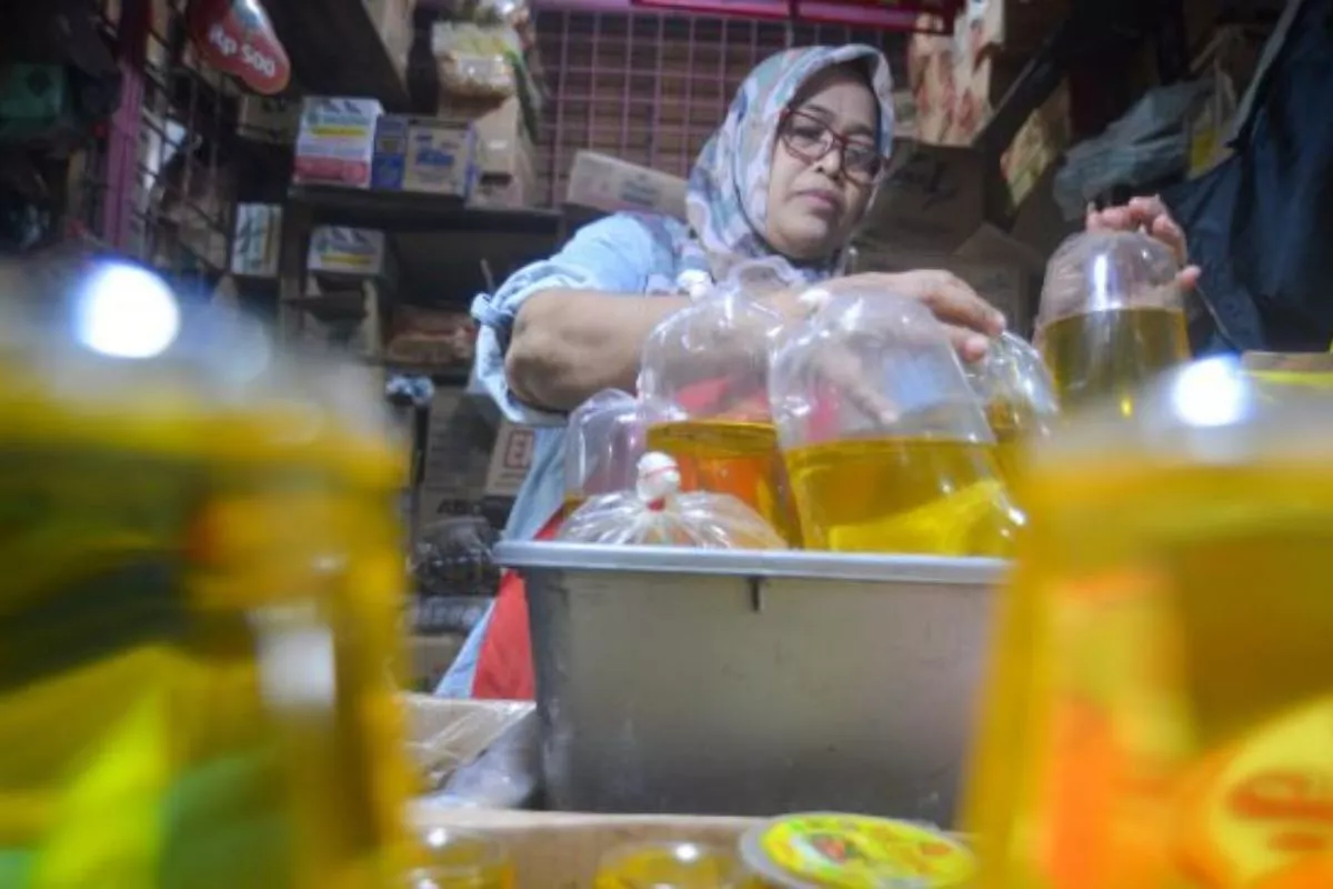 Harga Pangan Hari Ini: Minyak Goreng Naik 0,49 Persen Lampaui HET