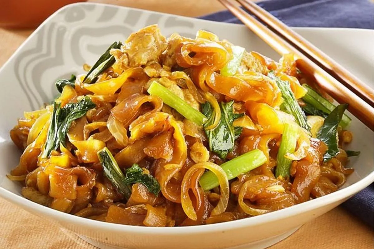 Resep Kwetiau Goreng Lezat dan Praktis yang Mengenyangkan
