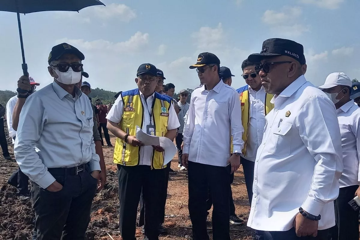 Menteri PU Tinjau Pembangunan Infrastruktur Utama di Tanjungpinang