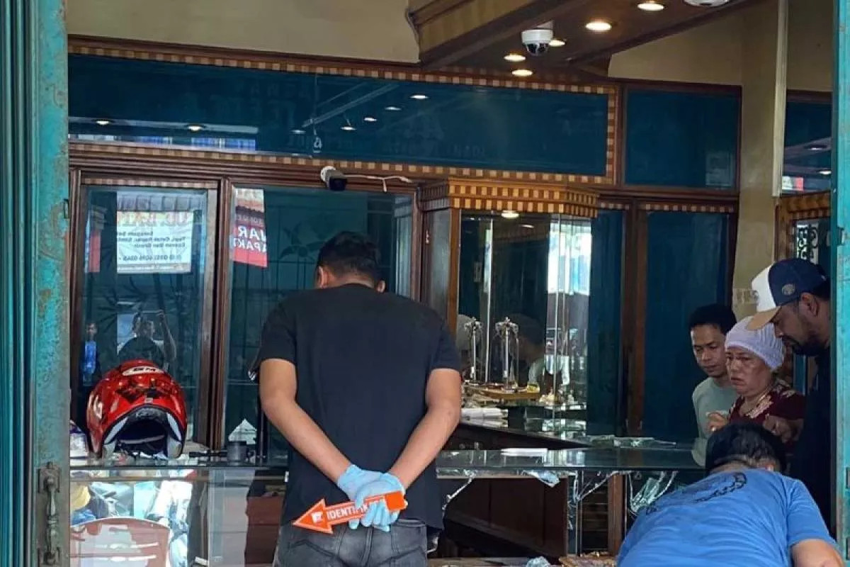 Tim Gabungan Tangkap Oknum Polisi Pelaku Perampokan Toko Emas di Aceh