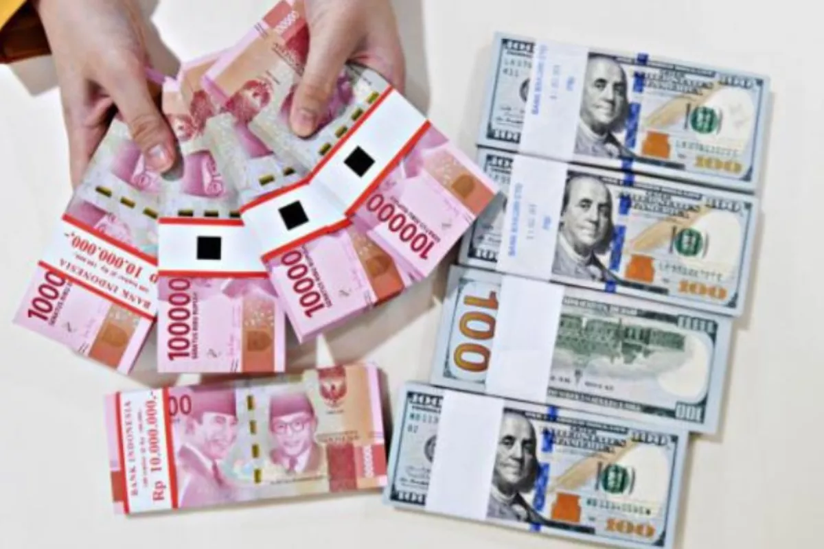 Rupiah Ditutup Menguat Terhadap Dolar AS Ke Posisi Rp17.910