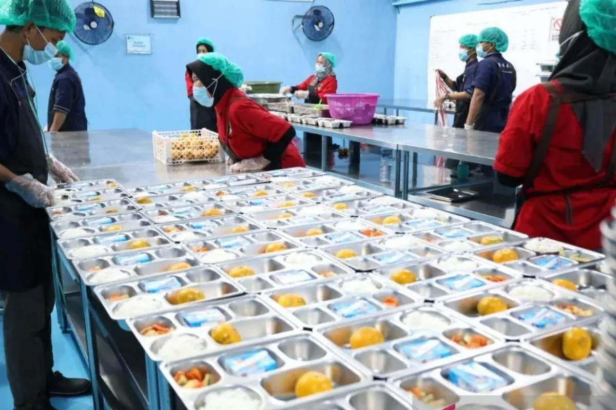 Tak Memiliki SLHS, BGN Hentikan Operasional 62 Dapur MBG Tangerang