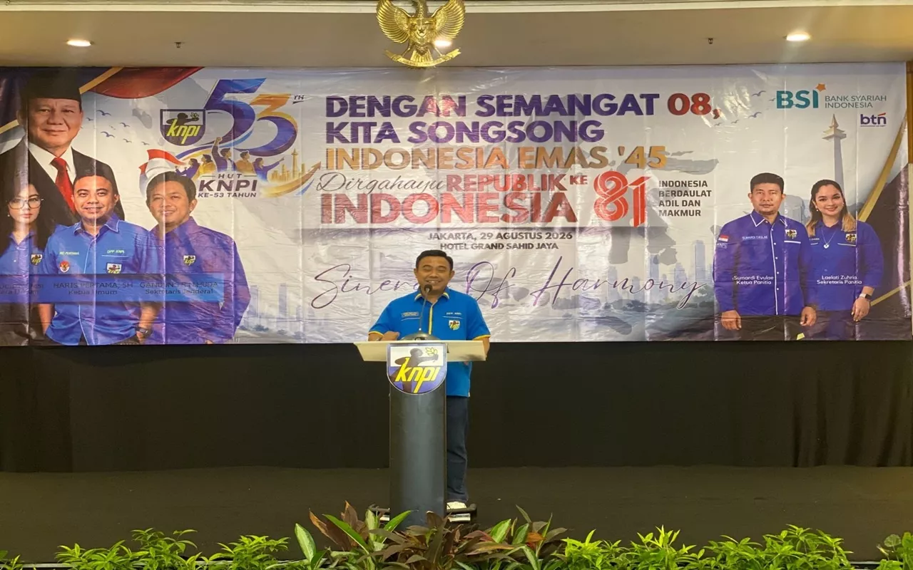 DPP KNPI Beri Award kepada Tiga Tokoh pada Peringatan HUT ke-53
