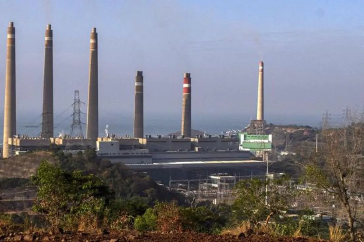 Vietnam Pacu Ekosistem Kendaraan Listrik Lewat Petrolimex dan PVOIL