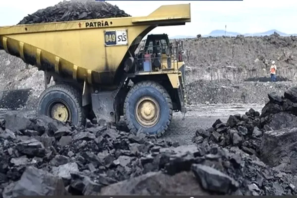 Harga Batu Bara Naik Tajam Akibat Konflik Global dan Risiko Energi