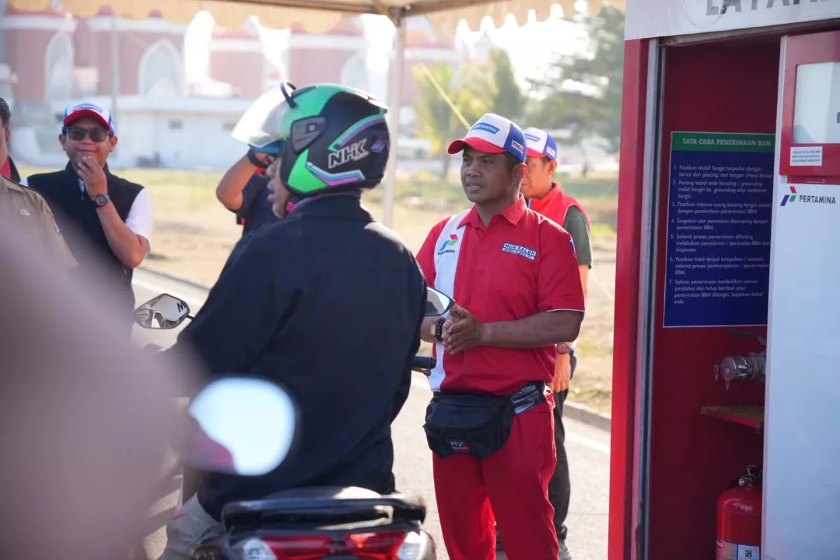 Antrean BBM Makassar Kian Landai Usai Tambahan SPBU Modular