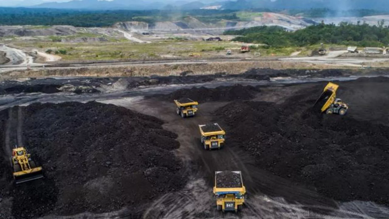Lepas Tambang Kestrel: Strategi Divestasi Adaro AADI Skala Global
