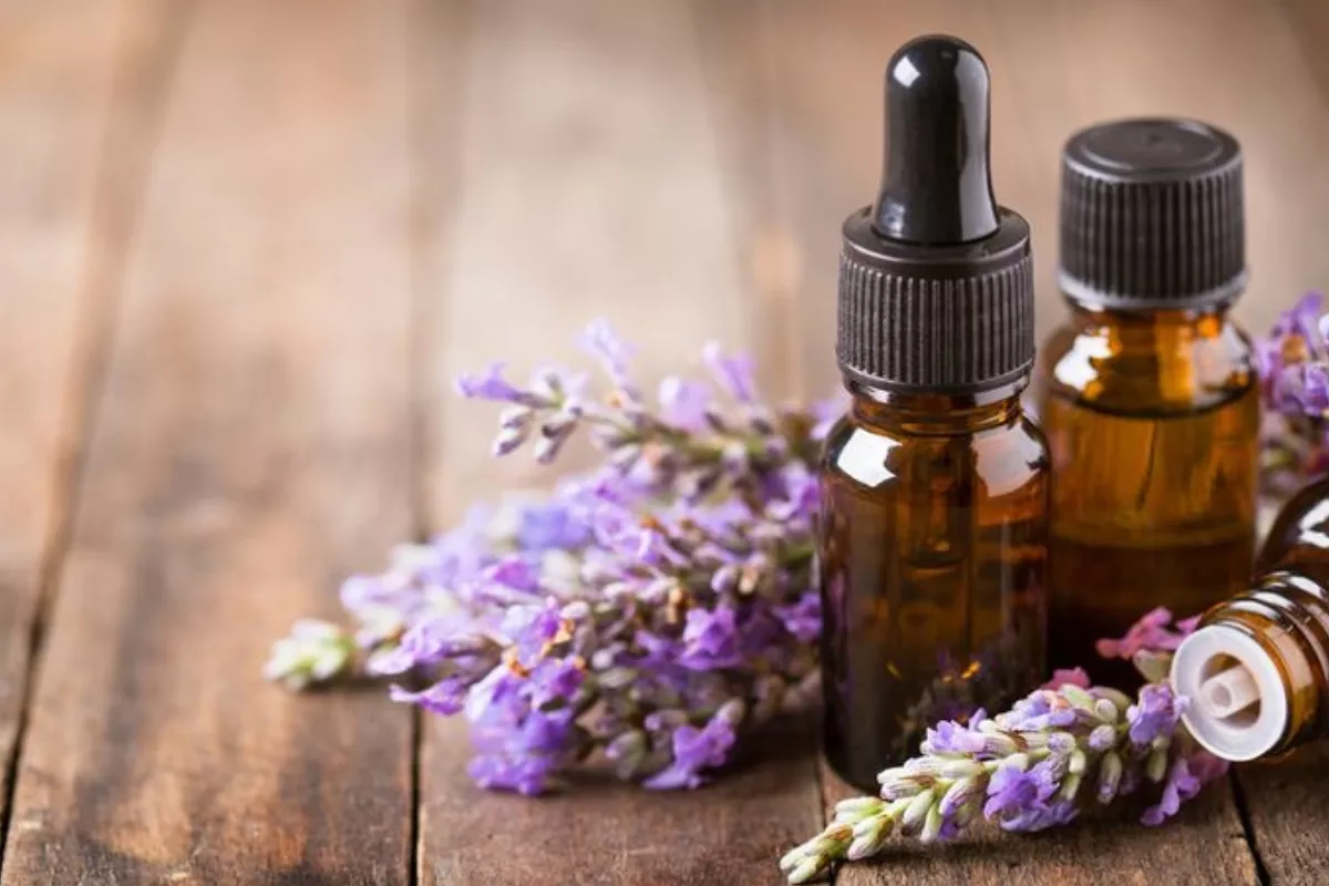 10 Rekomendasi Wangi Aromaterapi untuk Kamar Tidur Nyaman