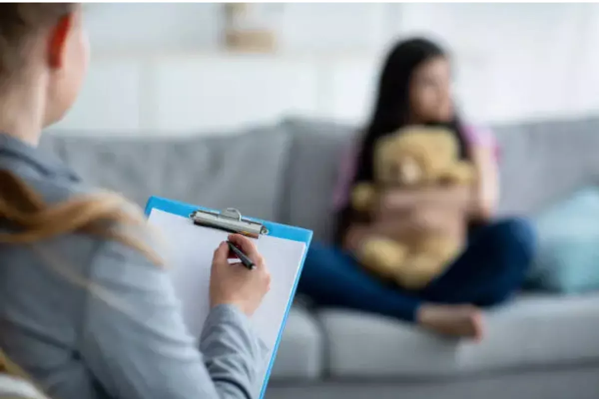 Cara Bedakan Emosi Normal Remaja dan Gejala Gangguan Mental