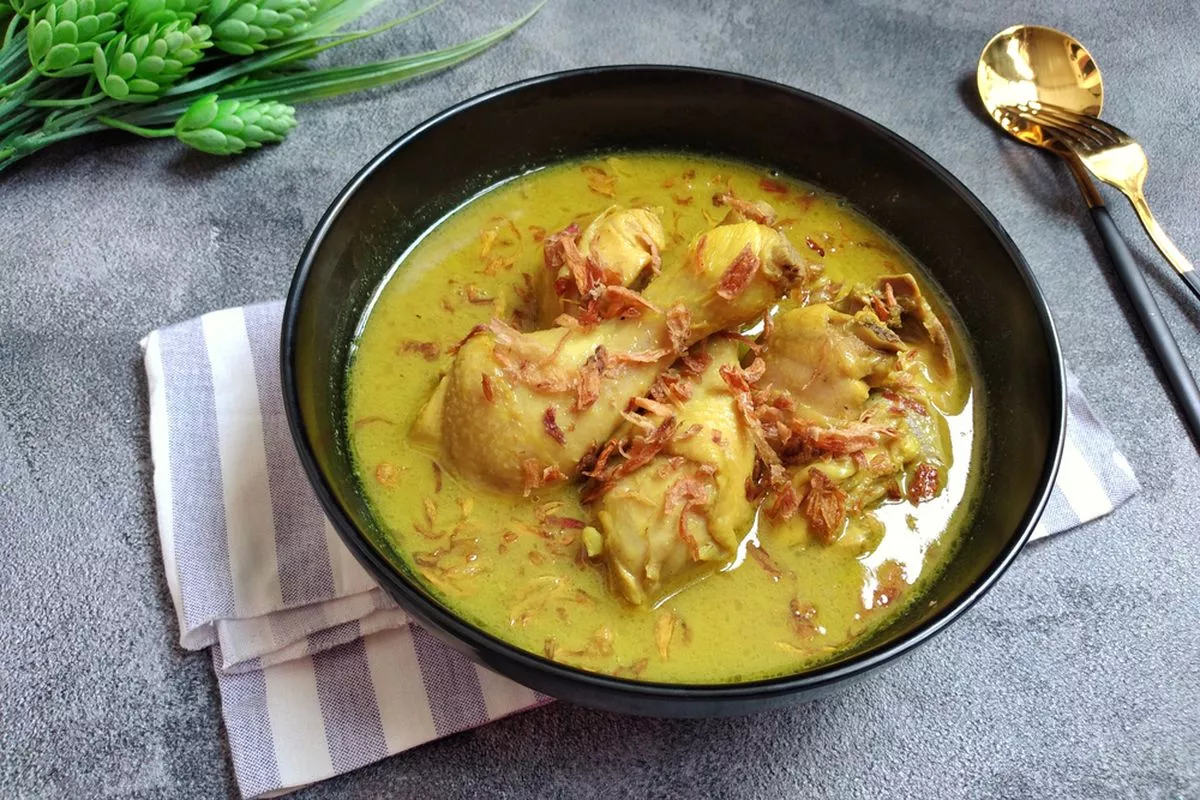 Resep Ayam Bumbu Kuning Tanpa Santan: Gurih Meresap dan Praktis