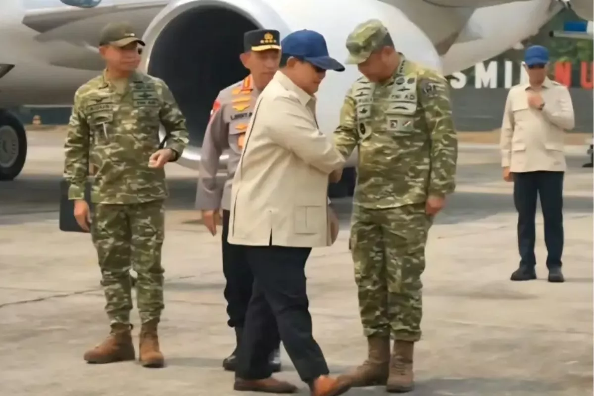 Prabowo Tinjau Karhutla Riau dan Minta Pencegahan Jangka Panjang