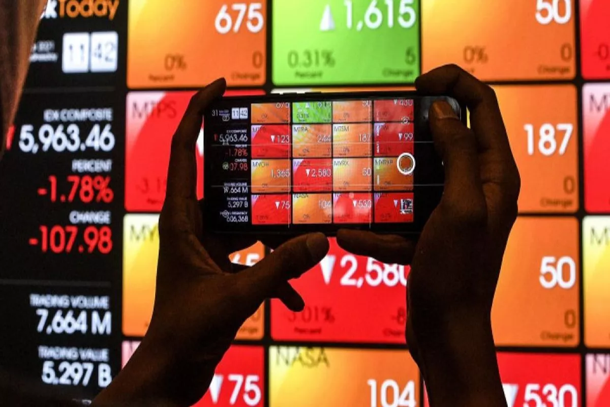 Sentimen Danantara dan BI Rate Bisa Buat IHSG Merosot ke 5.882