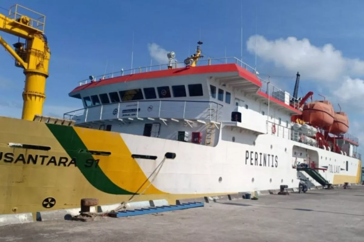 Pelni Angkut 34,8 Ton Bantuan Gempa NTT